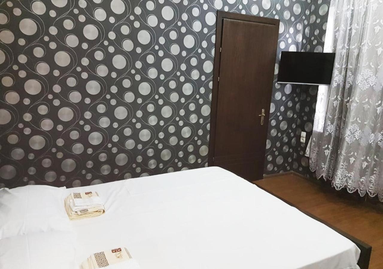 Guest House Amo Кутаиси Экстерьер фото
