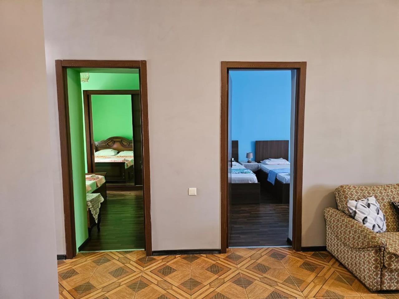 Guest House Amo Кутаиси Экстерьер фото
