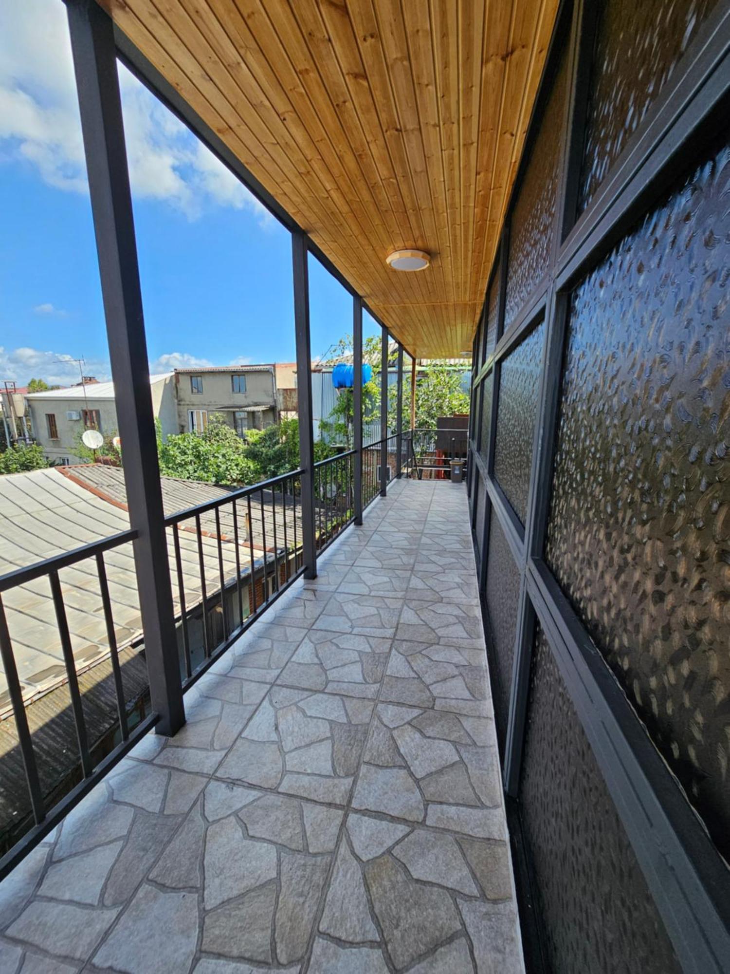 Guest House Amo Кутаиси Экстерьер фото