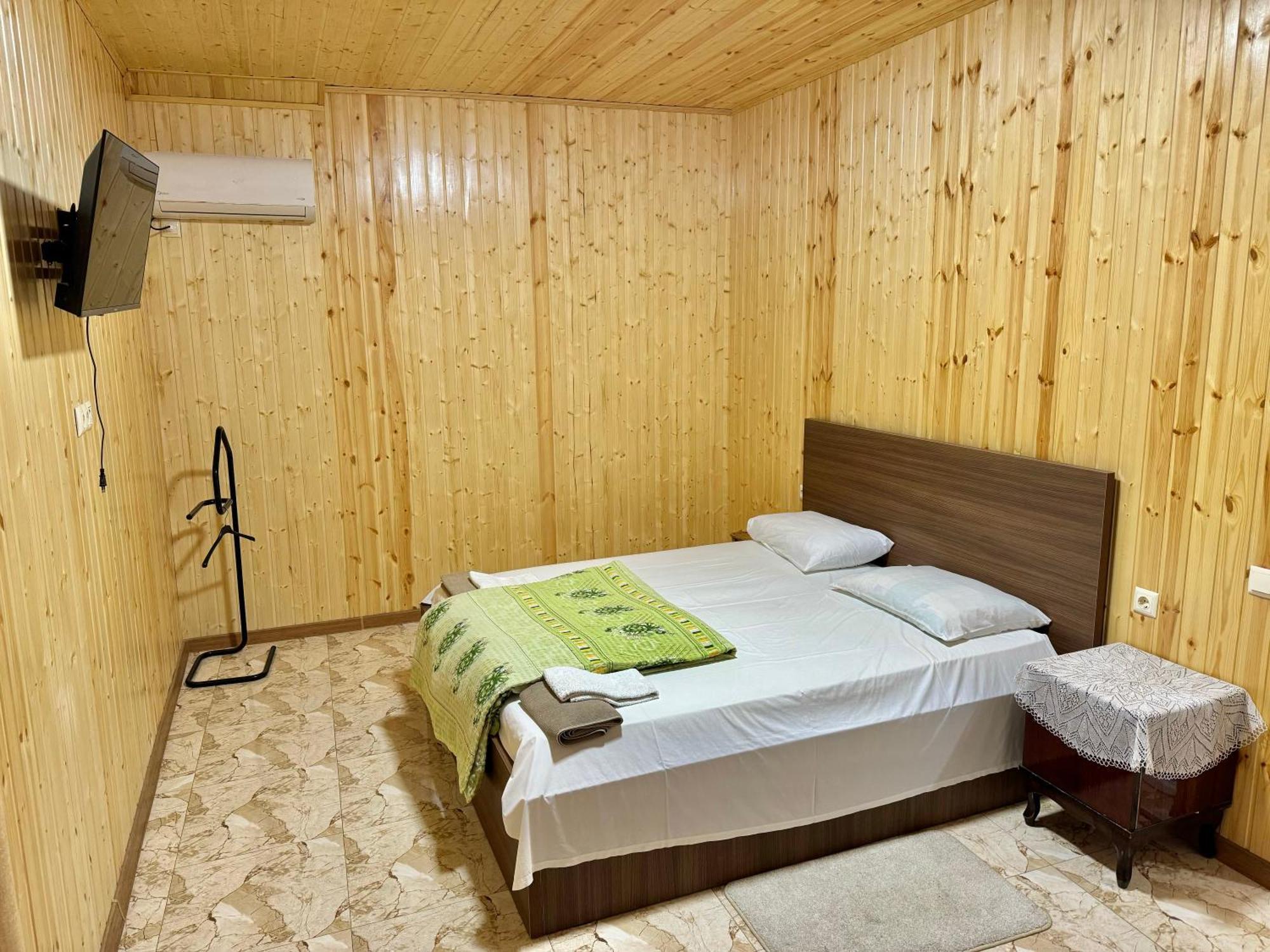 Guest House Amo Кутаиси Экстерьер фото